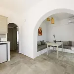 Διαμέρισμα Phaedrus Living Paros Cycladic Residences 9 Πίσω Λιβάδι